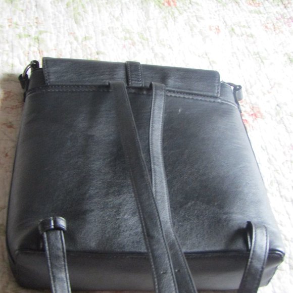 Universal Threads Faux-Leather Backpack Purse - Picture 4 of 10